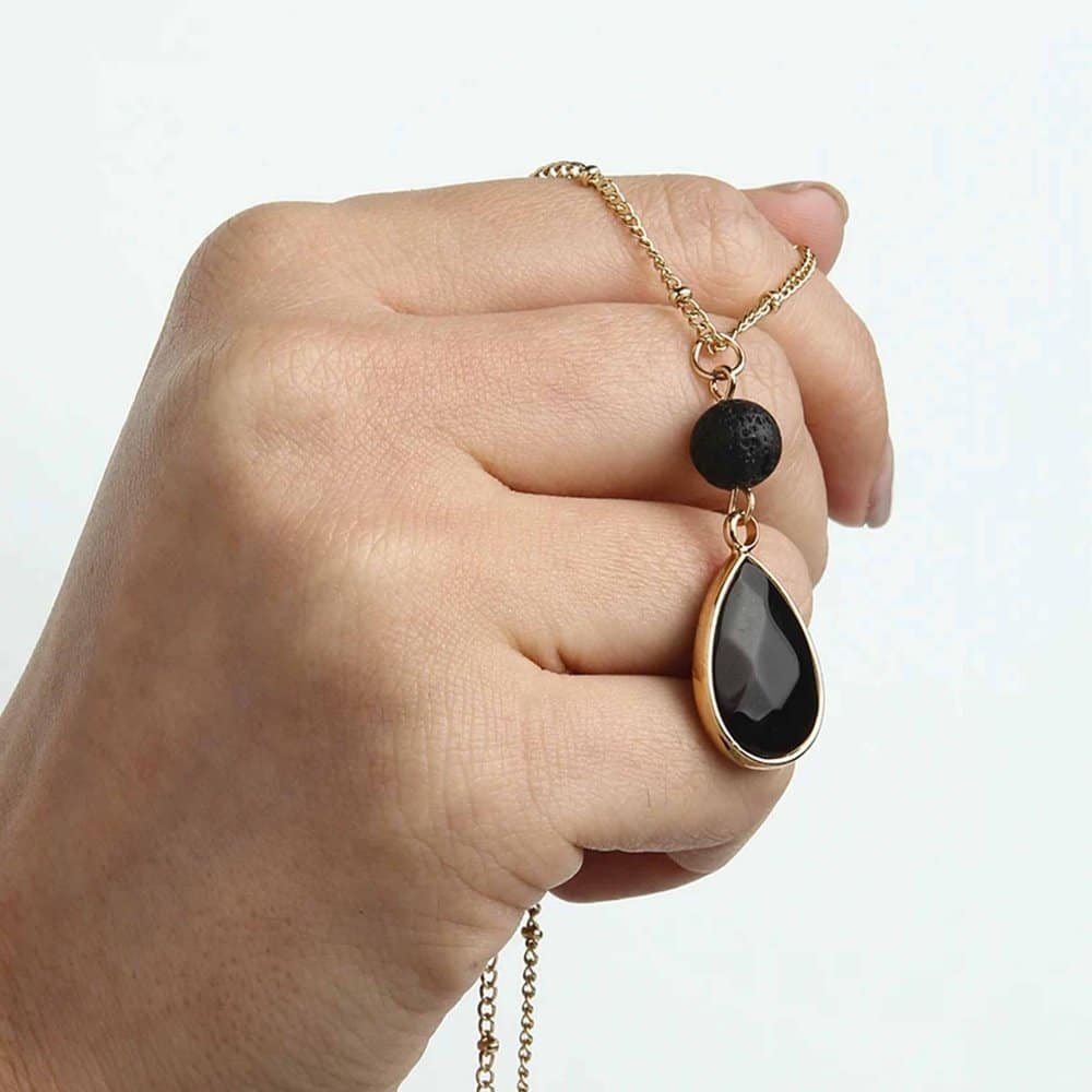 Aromatherapy Essential Oil Diffuser Onyx Glass Bead Necklace/Pendant